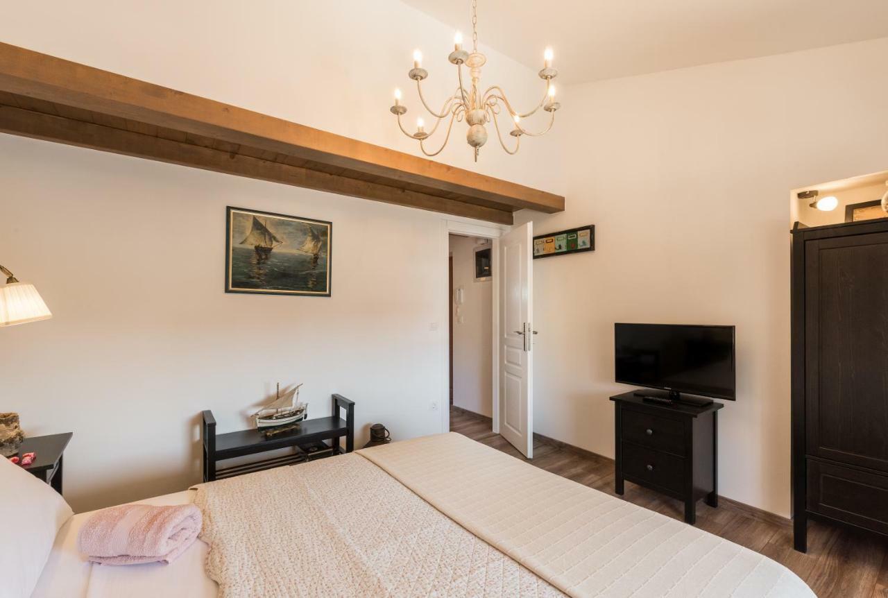 Skipper Suites Novigrad  Zewnętrze zdjęcie